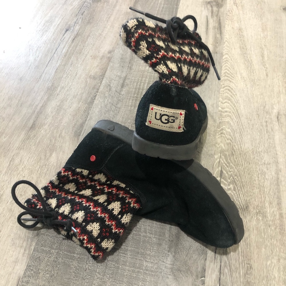 UGG Australia Black and Red Heart design Winter Ankle Boots